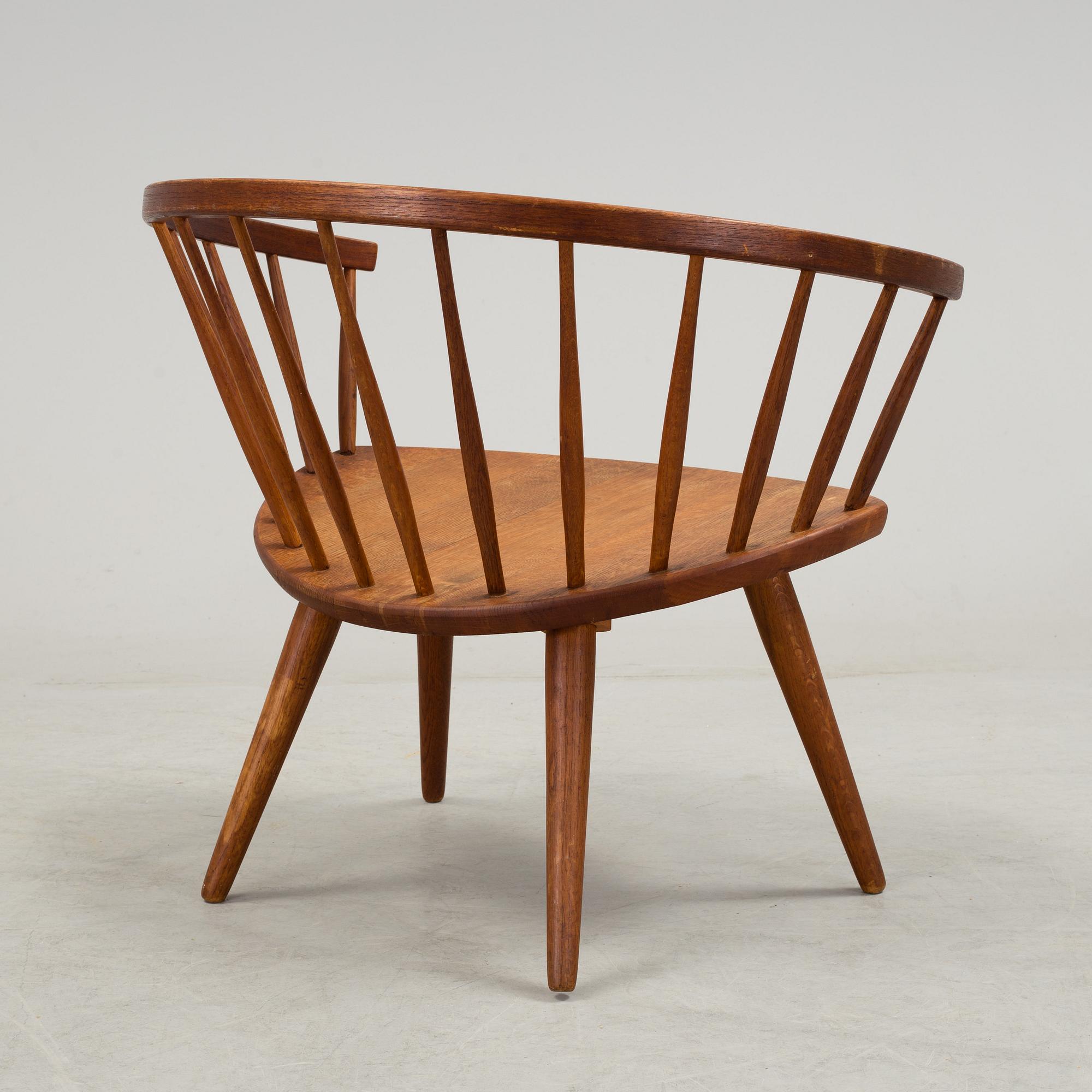 YNGVE EKSTRÖM, an "Arka" armchair. Second half of the 20th century.