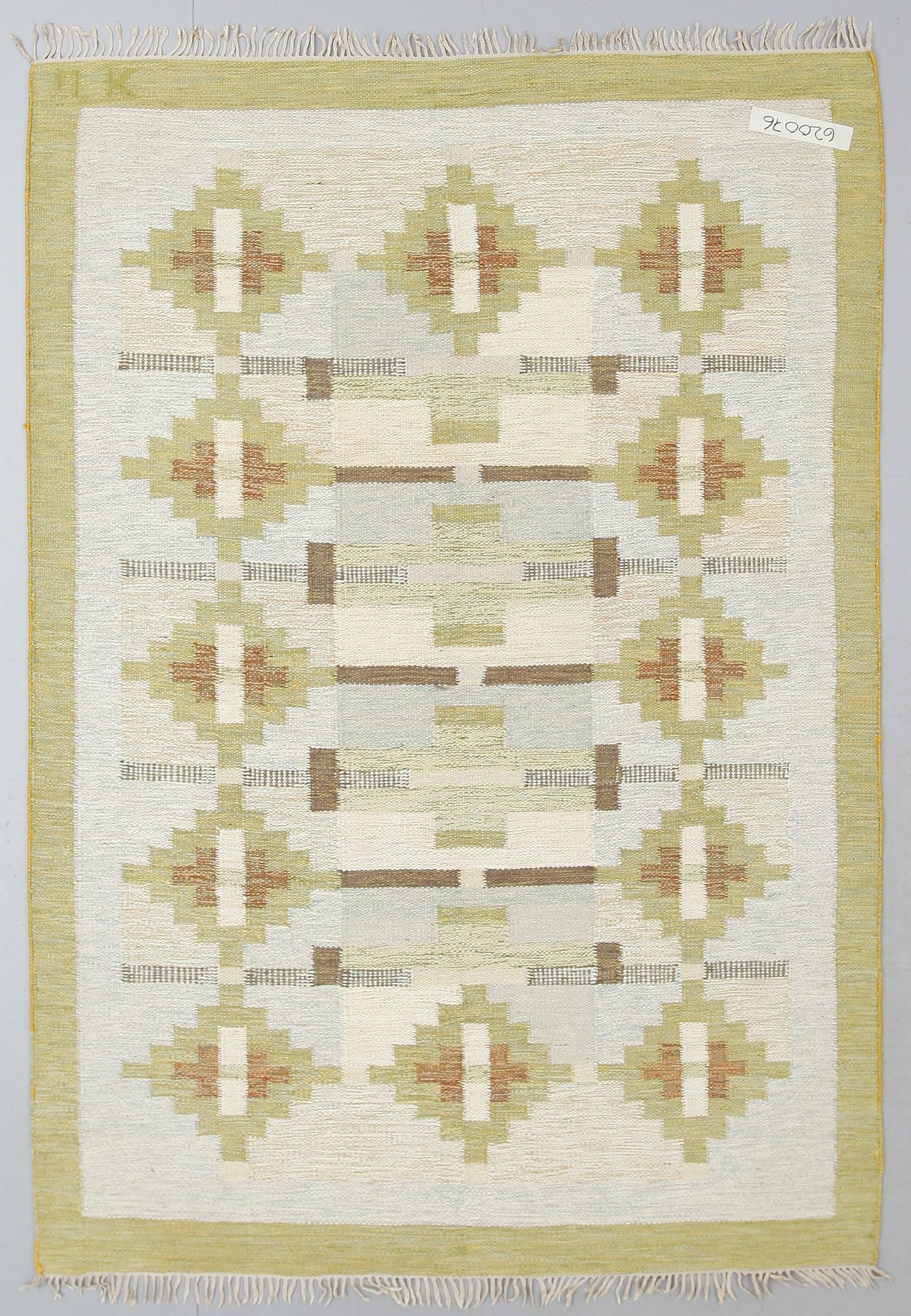 MATTA, rölakan, signerad JK. Ca 250 x 170 cm.