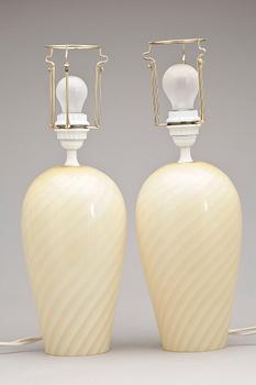 BORDSLAMPOR, ett par, glas, trol Italien, 1900-talets andra hälft.