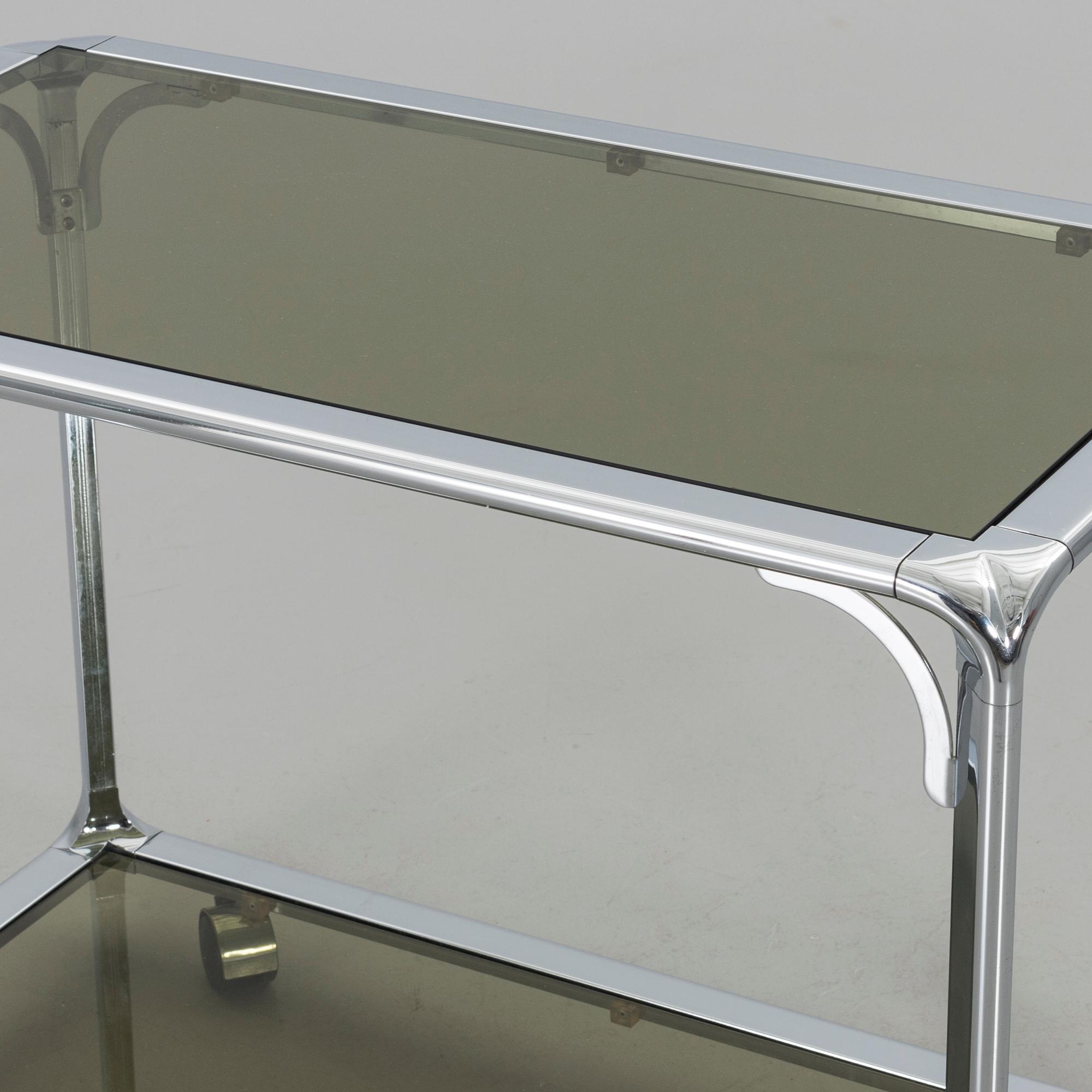 SERVERINGSBORD/VAGN, 1900-talets senare del.