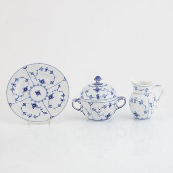 A 38-piece Riffle "Musselmalet" tea and coffee service, Royal Copenhagen, Denmark.