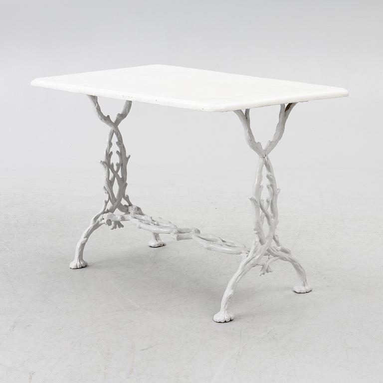 Trädgårdsbord, tidigt 1900-tal.