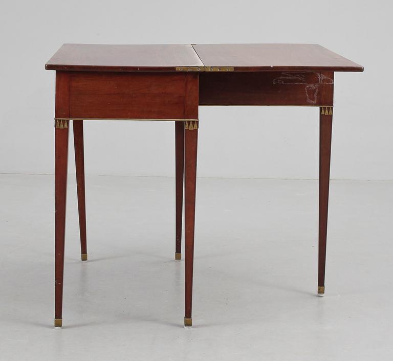 SPELBORD, sengustavianskt, omkring år 1800.