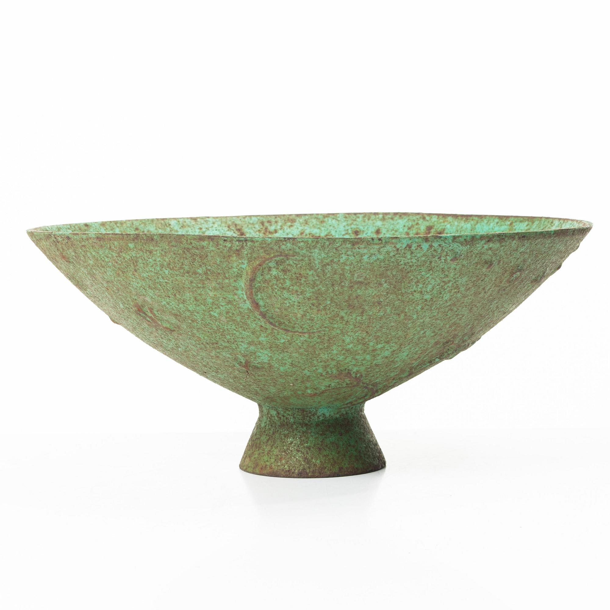 Olof Hult, A garden urn, “Mikrokosmos”, Näfveqvarns bruk.
