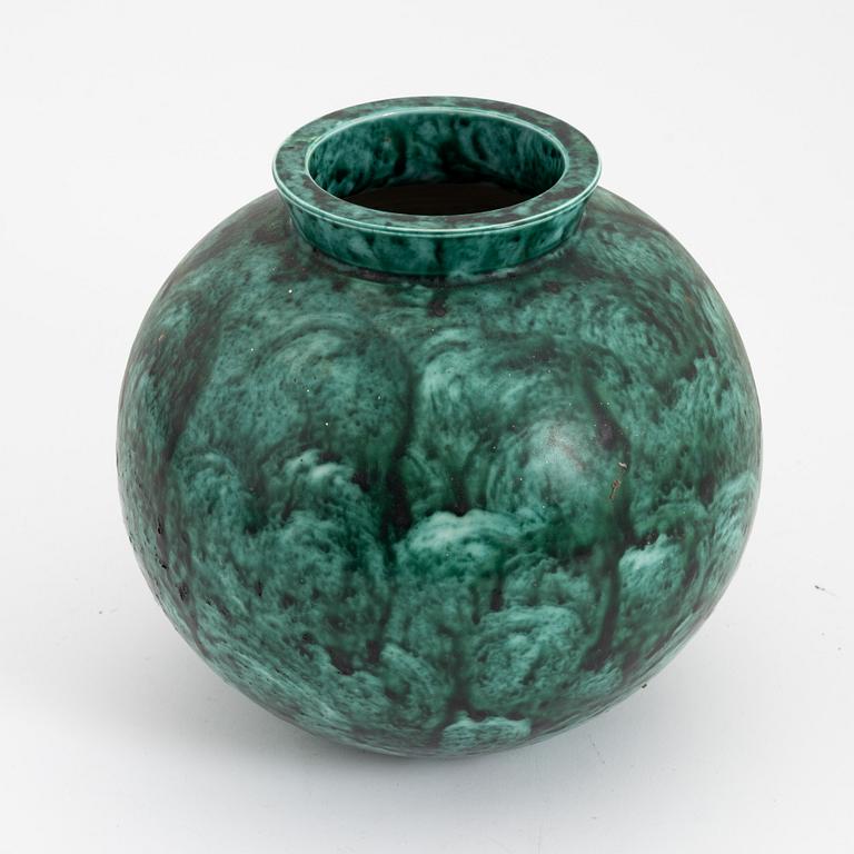 Wilhelm Kåge, an 'Argenta' stoneware vase, Gustavsberg.