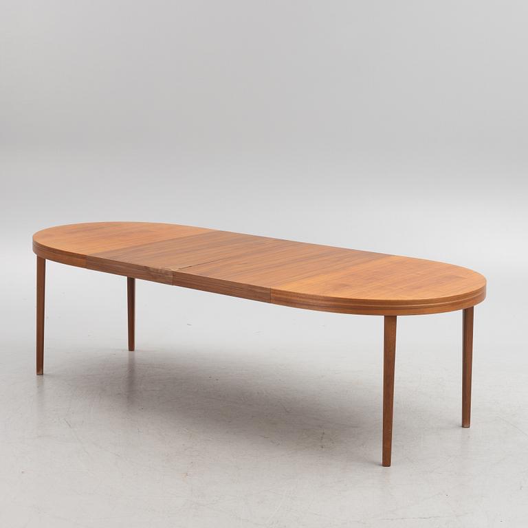 A dining table, second half of the 20th Century.