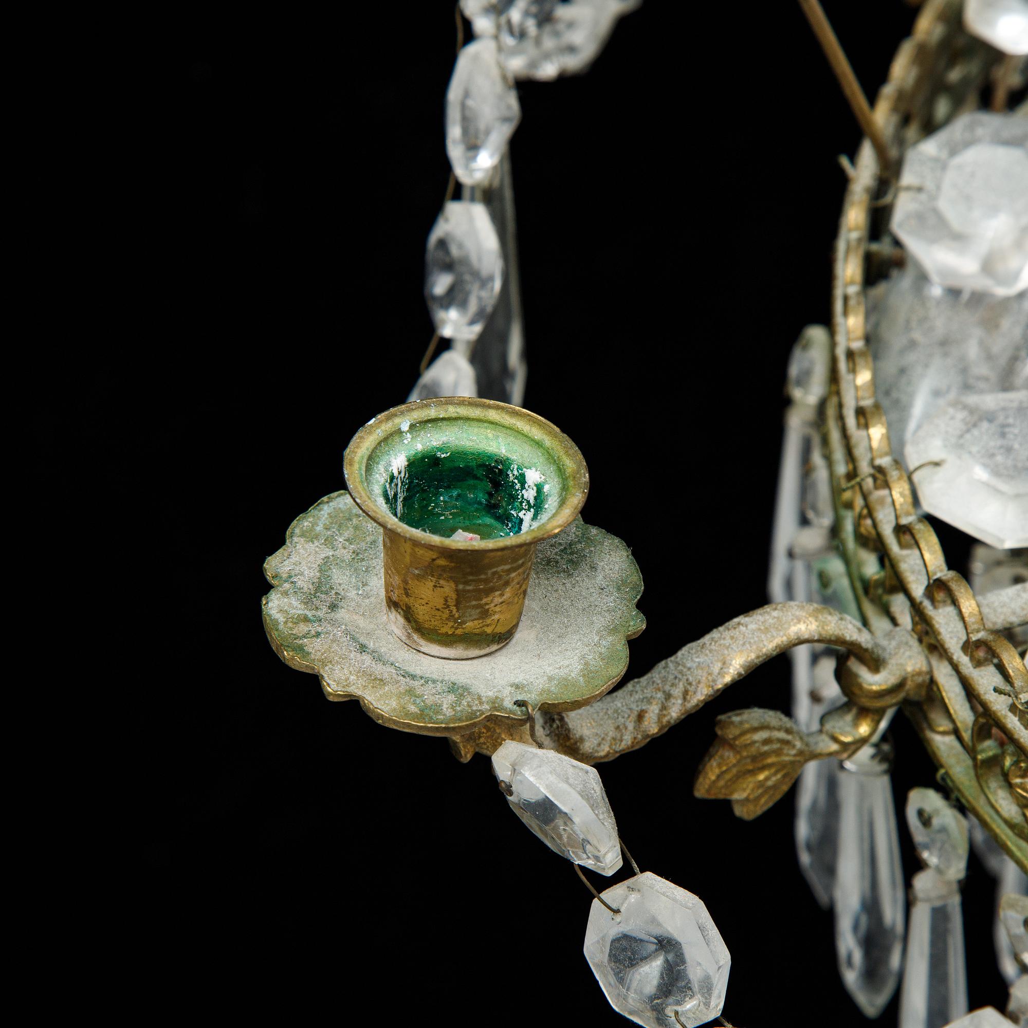 A Gustavian style chandelier, 20th Century.