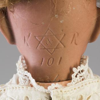 A bisque head doll 101 "Marie" by Kämmer & Reinhardt, ca 1909.