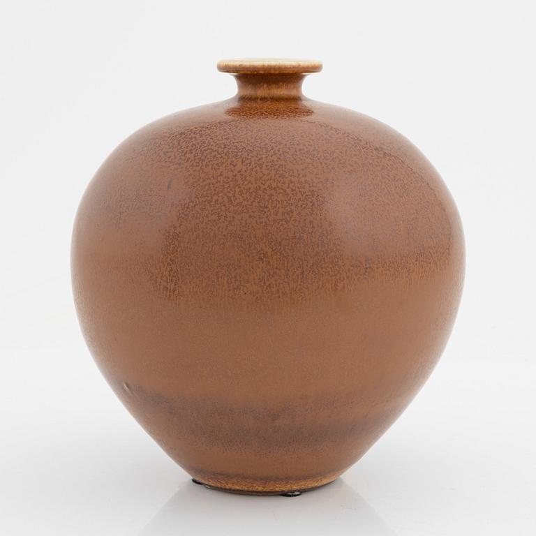 Berndt Friberg, a stoneware vase, Gustavsberg studio, Sweden 1969.