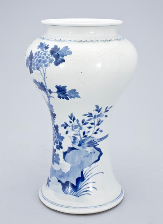 VAS, porslin, Kina 1800-tal.