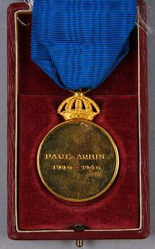 MEDALJ, guld, Konungens medalj av 8:e storleken, Sverige, vikt 30 gram.