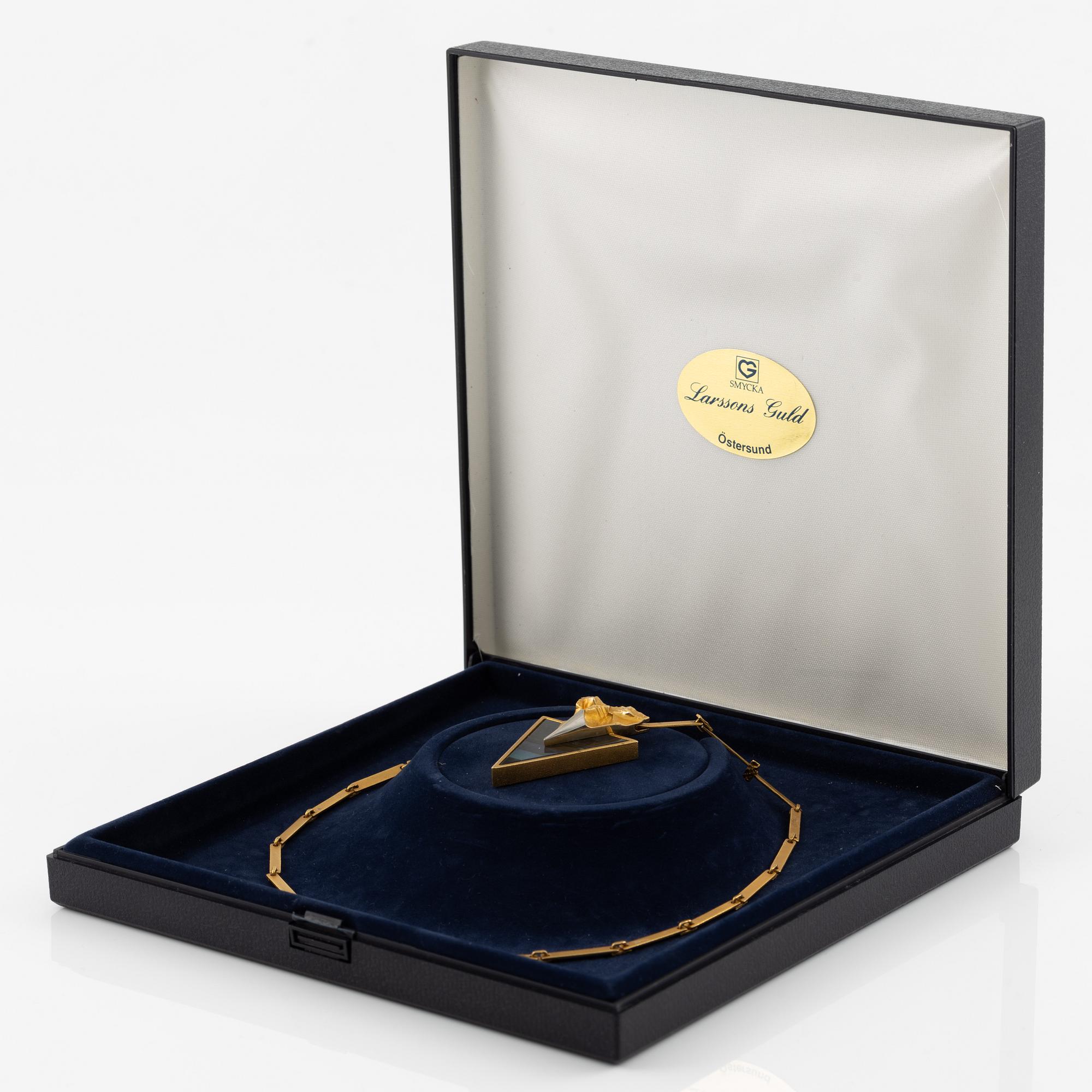 Björn Weckström, collier, 18K guld och platina med spektrolit, Finland 1996.