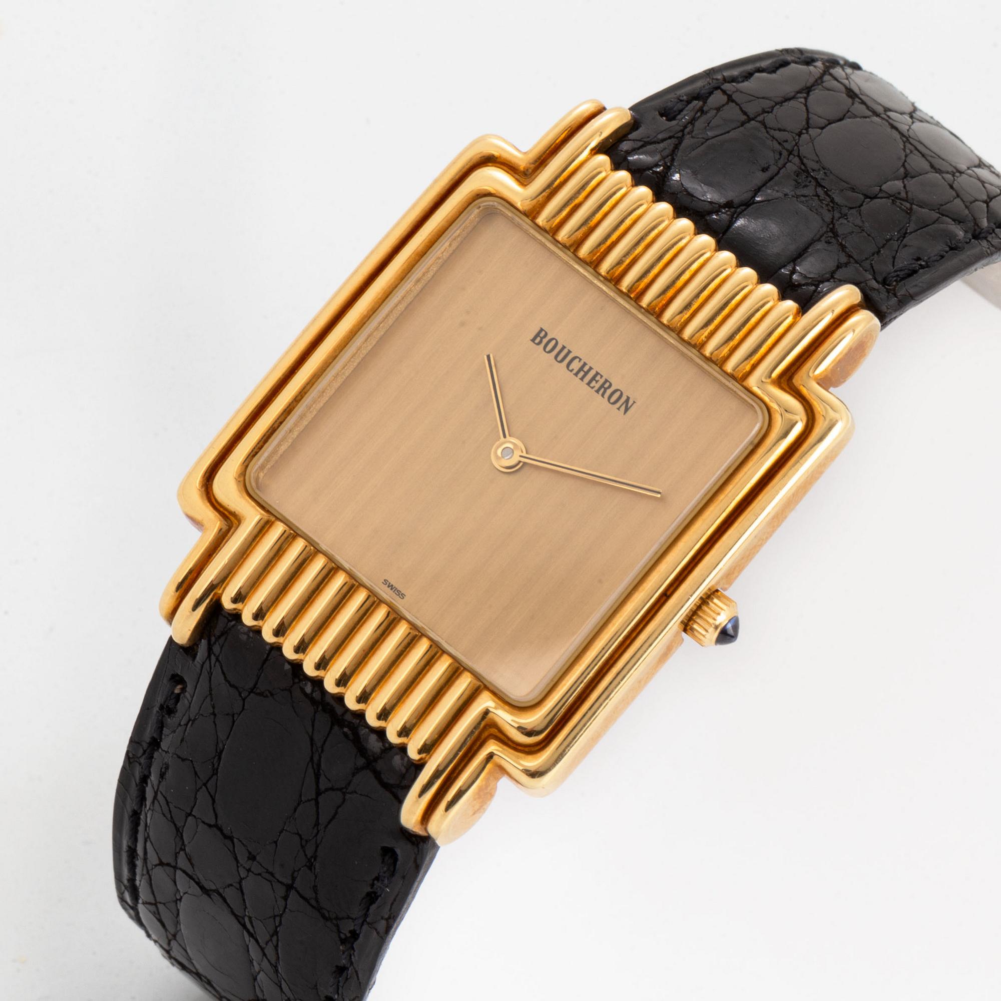 Boucheron, wristwatch, 27 x 36 mm.
