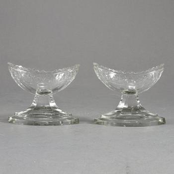 SALTKAR, ett par, empir, 1800-talets första hälft.