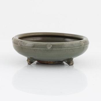 Rökelsekar, keramik, sen Mingdynasti (1368-1644).