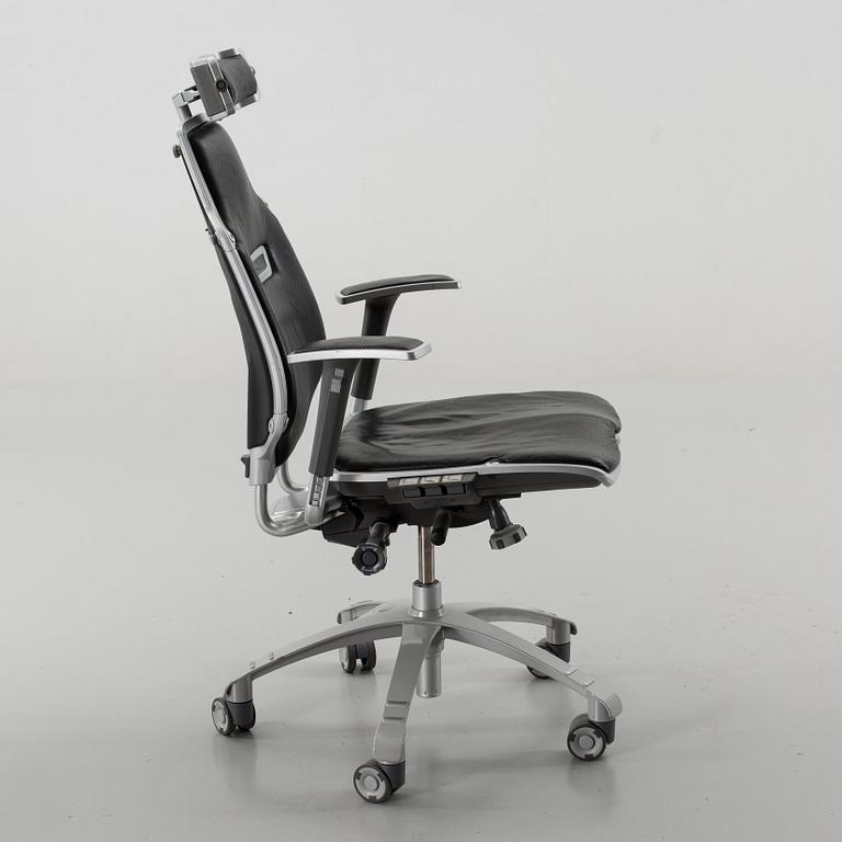 DESK CHAIR, RH 220, Ambio. late 1900`s /early 2000.
