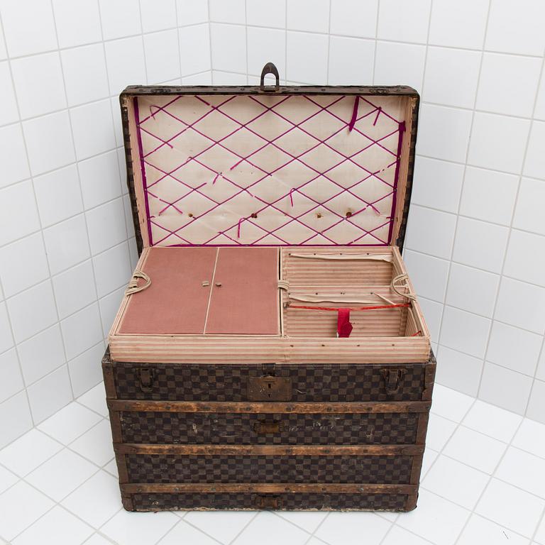 KOFFERT, Louis Vuitton, 1800/1900-tal.