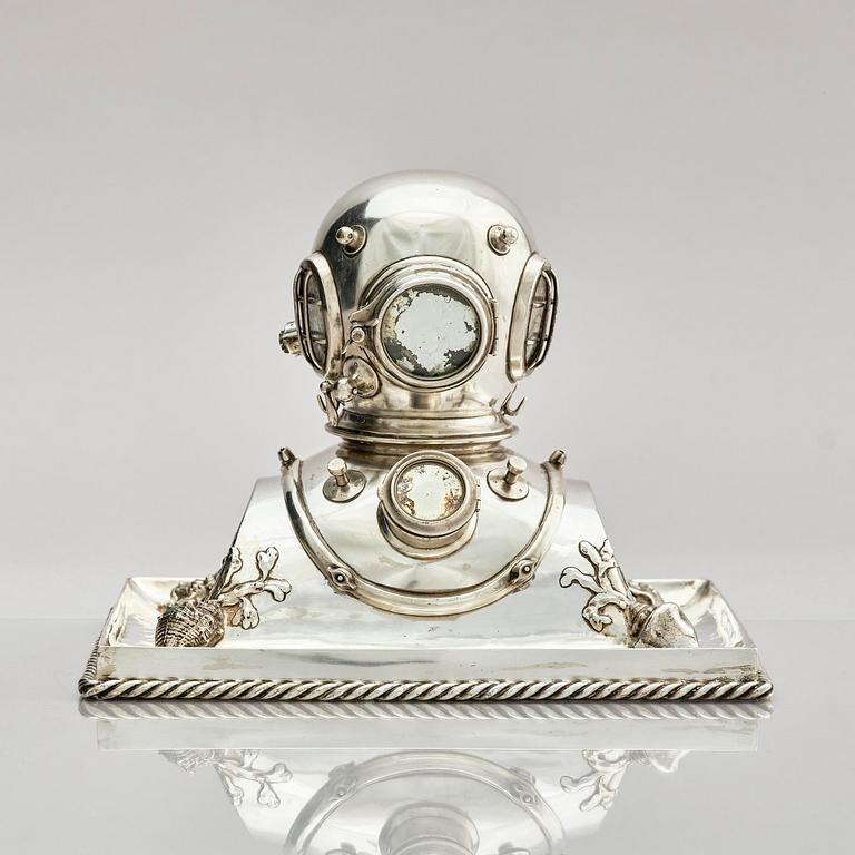 Firma Anton Michelsen, skulptur, sterling silver, Köpenhamn 1923.