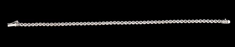 ARMBAND, 18 k vitguld, briljantslipade diamanter tot ca 2.00 ct.