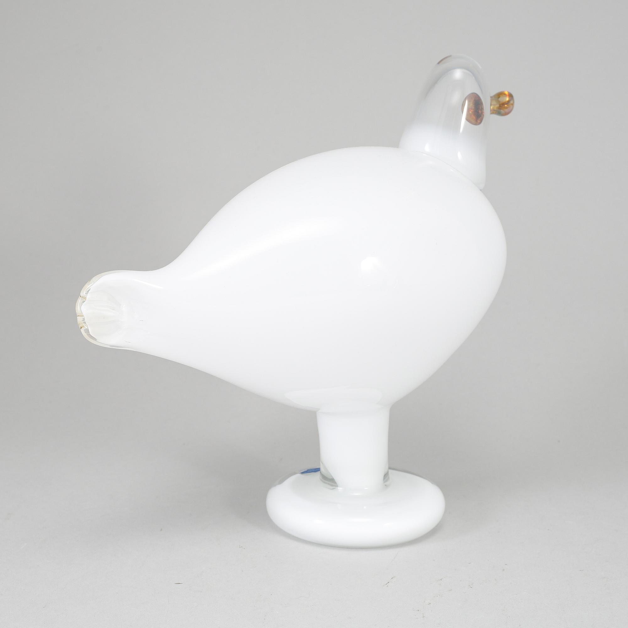 OIVA TOIKKA, lasilintu, signeerattu O. Toikka Nuutajärvi.