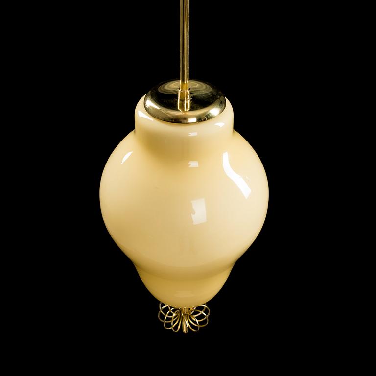 TAKLAMPA, "modell 1090" Paavo Tynell, Idman 1900-talets mitt. Höjd 93 cm.