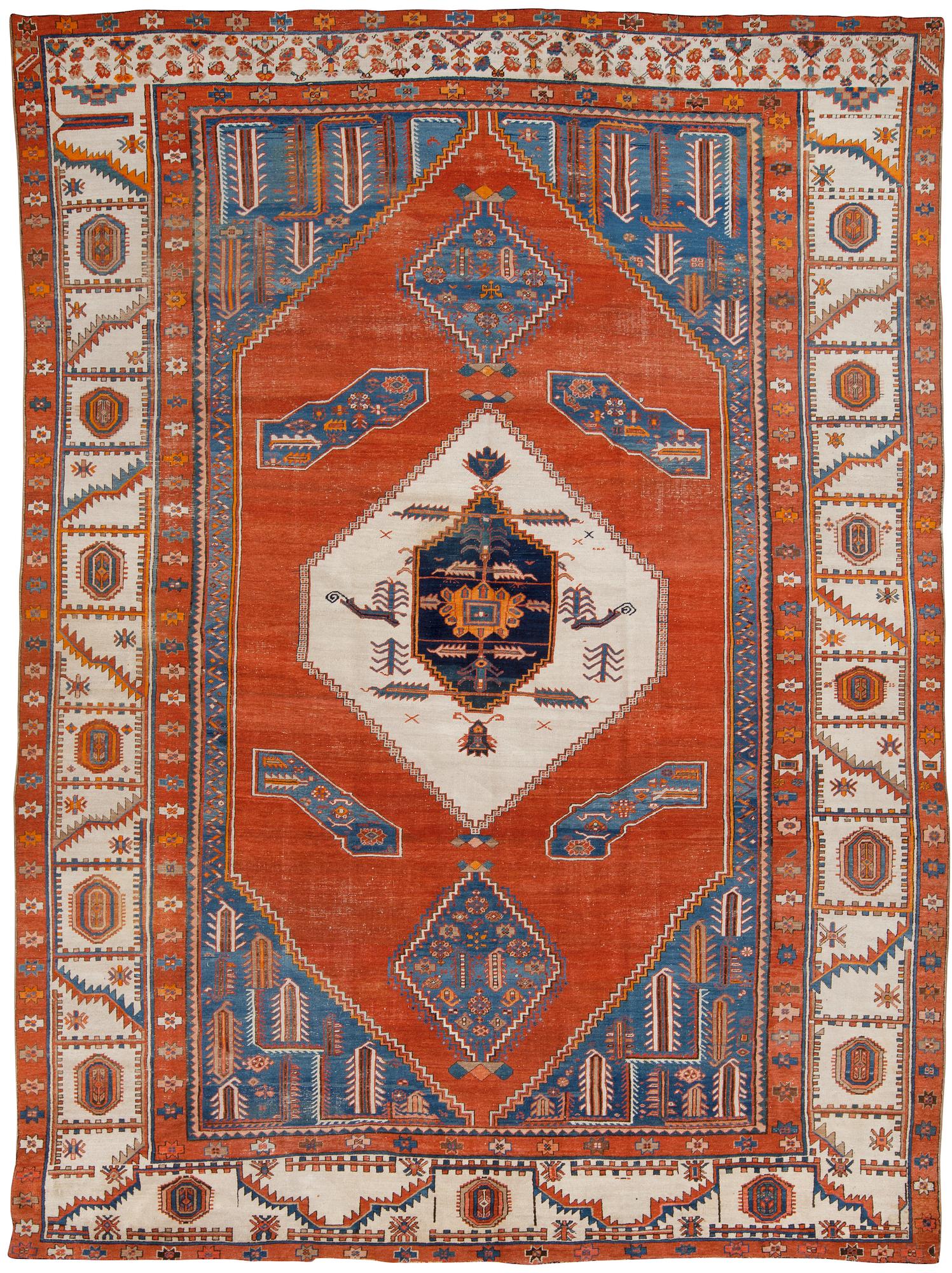 ANTIK BACHSHAISH. 457 x 356,5 cm.
