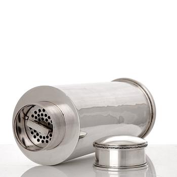 Atelier Borgila, a sterling silver cocktail shaker, Stockholm 1953.
