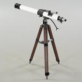 STJÄRNKIKARE / TELESKOP med STATIV, Zenith, 1900-tal.