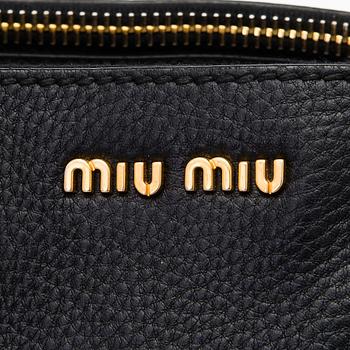 MIU MIU, LAUKKU.