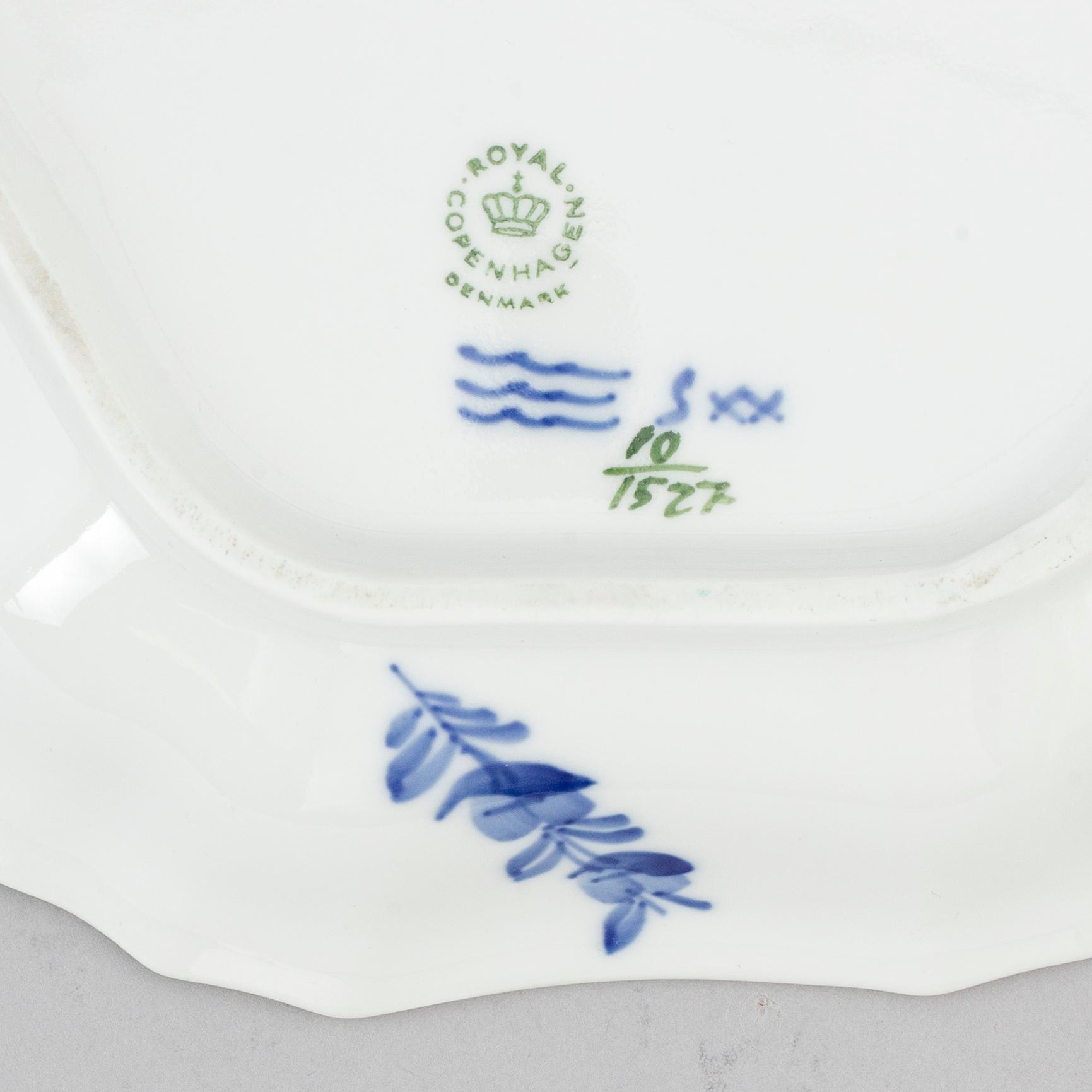 ROYAL COPENHAGEN, kaffeservis, 49 delar, porslin. "Blå Blomst", Danmark, 1900-talets andra hälft.