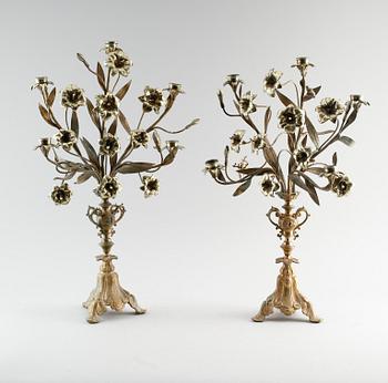 KANDELABRAR, 1 par, mässing, Louis XIV-stil, 1800-tal.