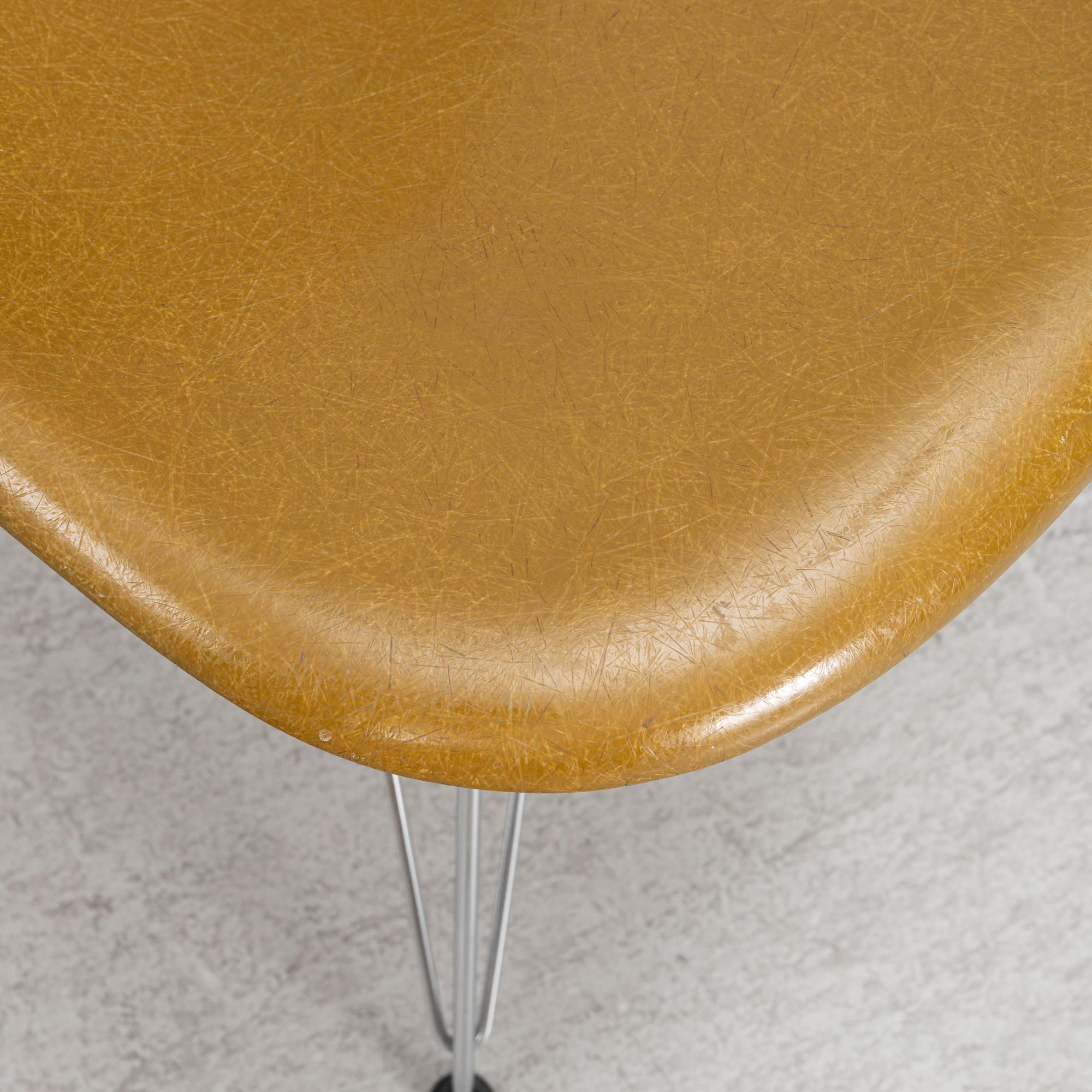 Charles Eames, stolar, 6 st, "DSR Plastic Chair", Herman Miller/Vitra.