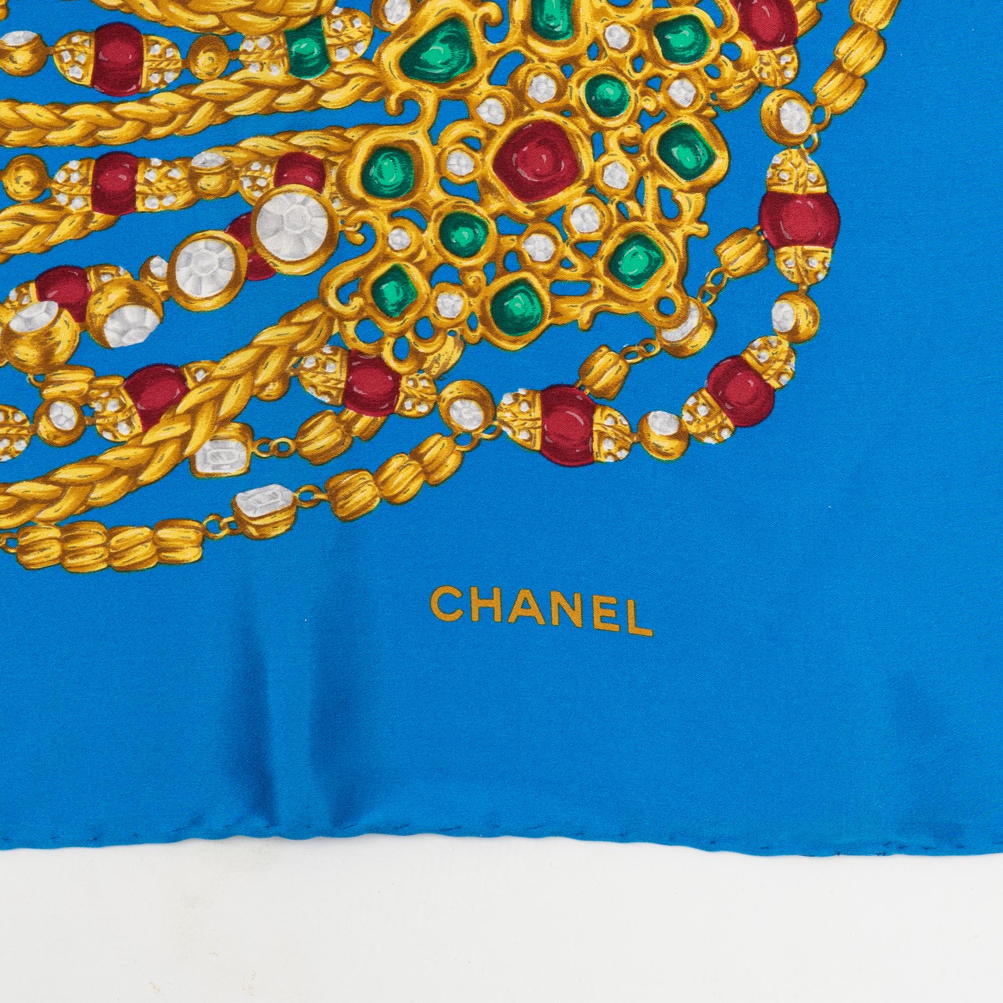 Chanel, scarf.