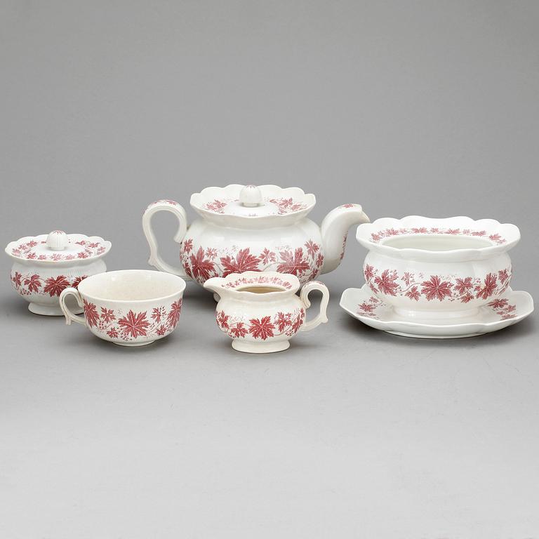 MATSERVIS, 40 delar. Flintgods. "Vinranka" Arthur Percy, Gefle.