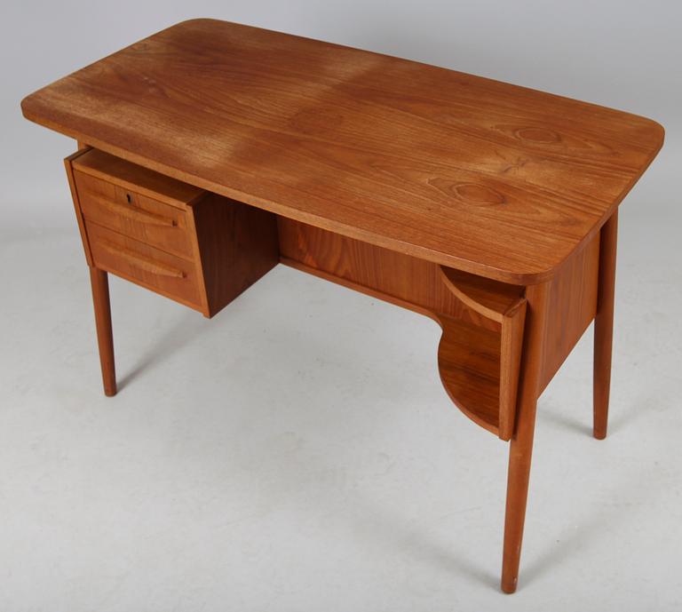 SKRIVBORD, 1900-talets andra hälft.