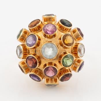 Ring 18K gold with various gemstones.