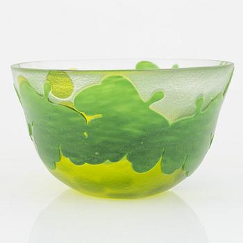 Paul Hoff, a glass bowl, Kosta, Sweden.