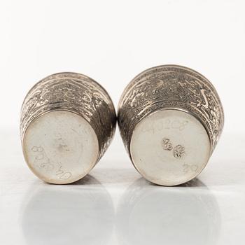 Supkoppar, 12 st snarlika, silver, Persiska, 1900-talets första hälft. Totalvikt436 gram.