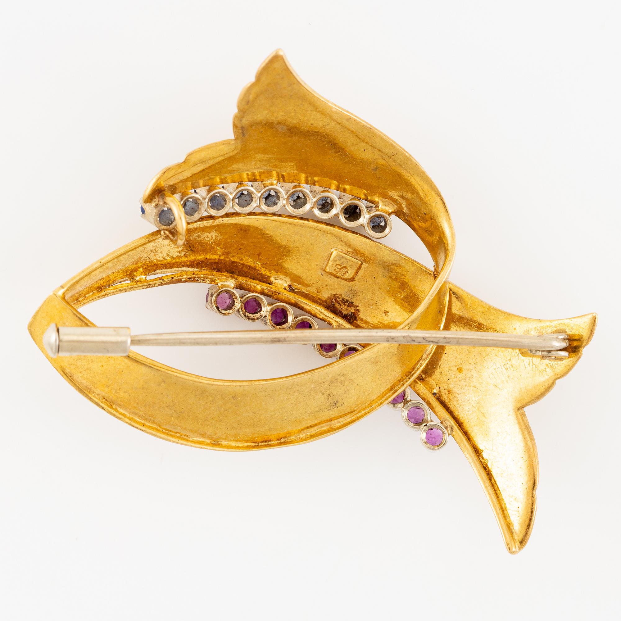 Brosch, 18K guld med rubiner och safirer.