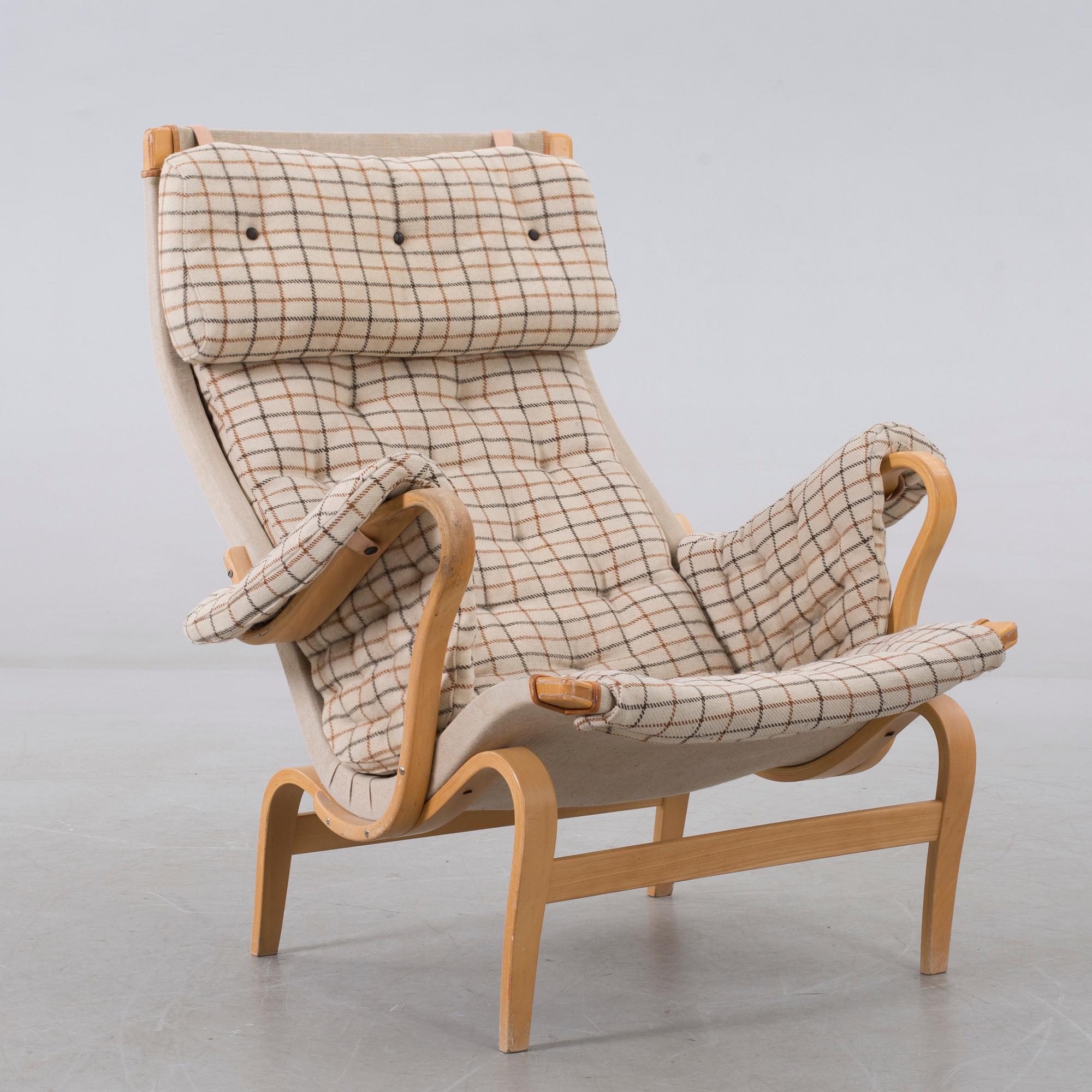 BRUNO MATHSSON, fåtölj, "Pernilla", Dux.