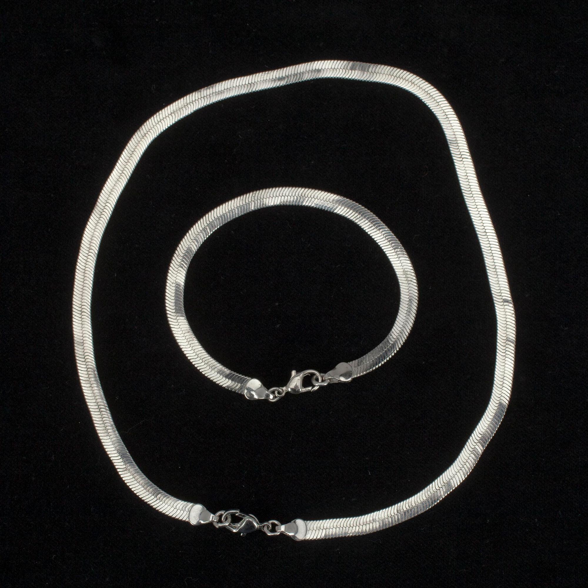 HALSBAND samt ARMBAND, bijouteri, Givenchy.