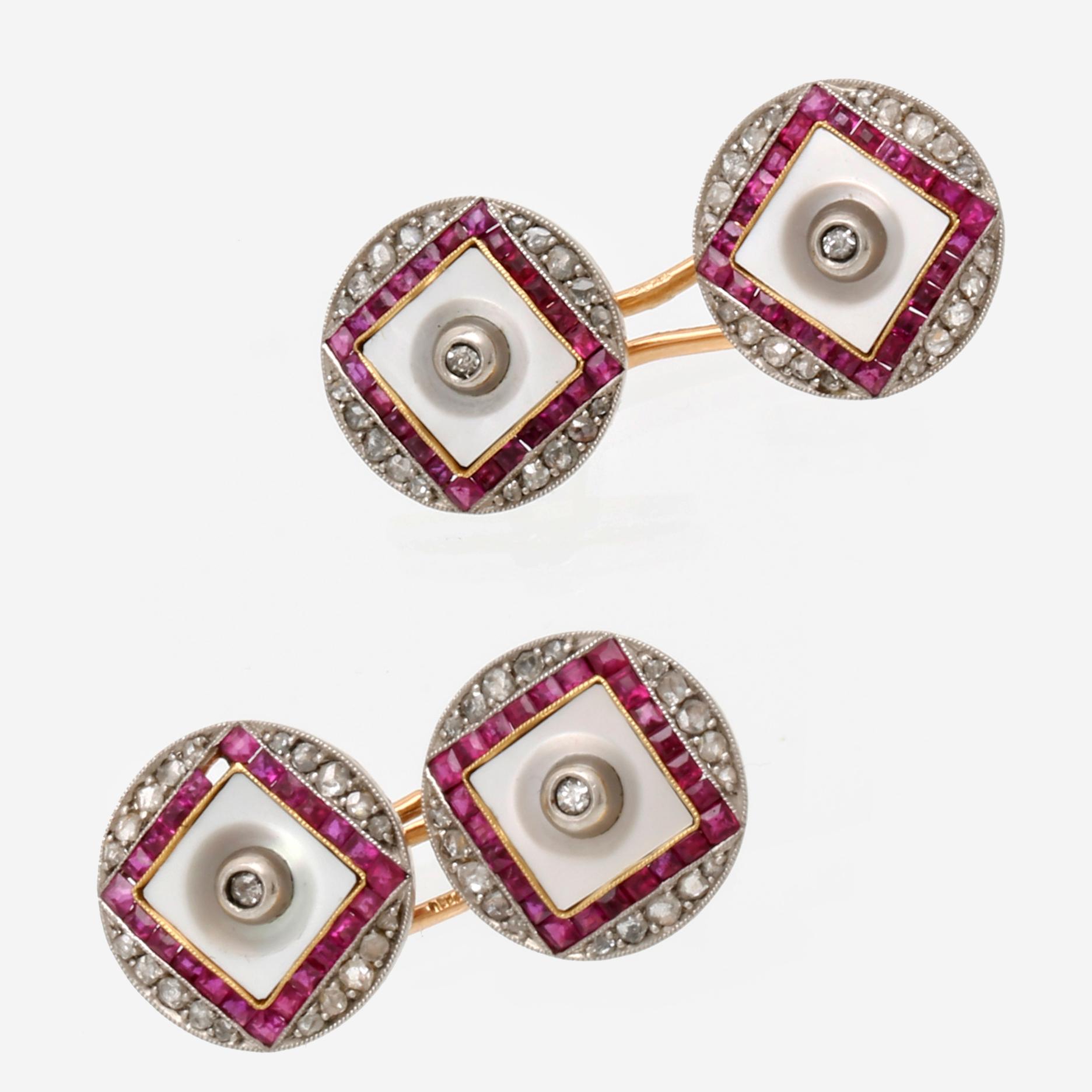 Cufflinks 18K gold, rubies, mother of pearl and rose-cut diamonds, French hallmarks, width approx 1 cm.