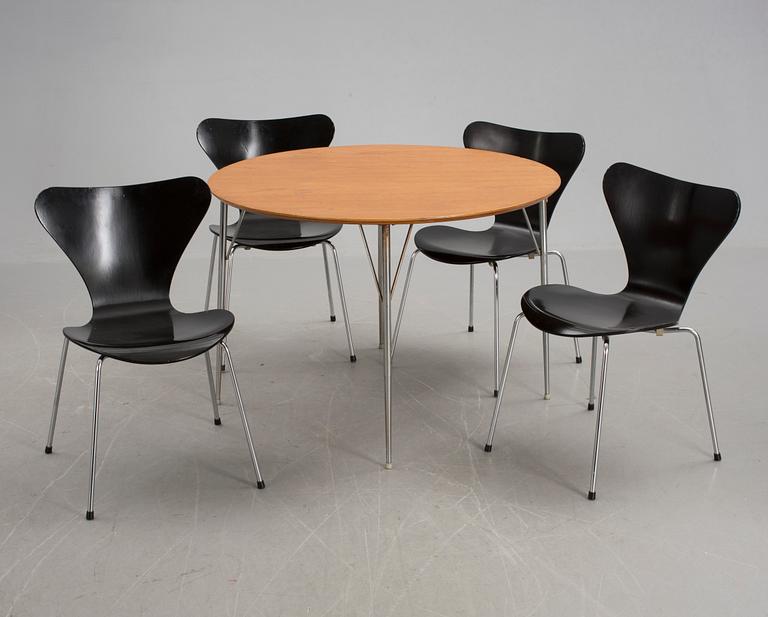 STOLAR, 4 st, "Sjuan", Arne Jacobsen och BORD, 1900-talets andra hälft.