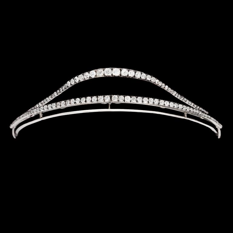 An antuque cut diamond tiara, app. 7-8 cts, 19th century.