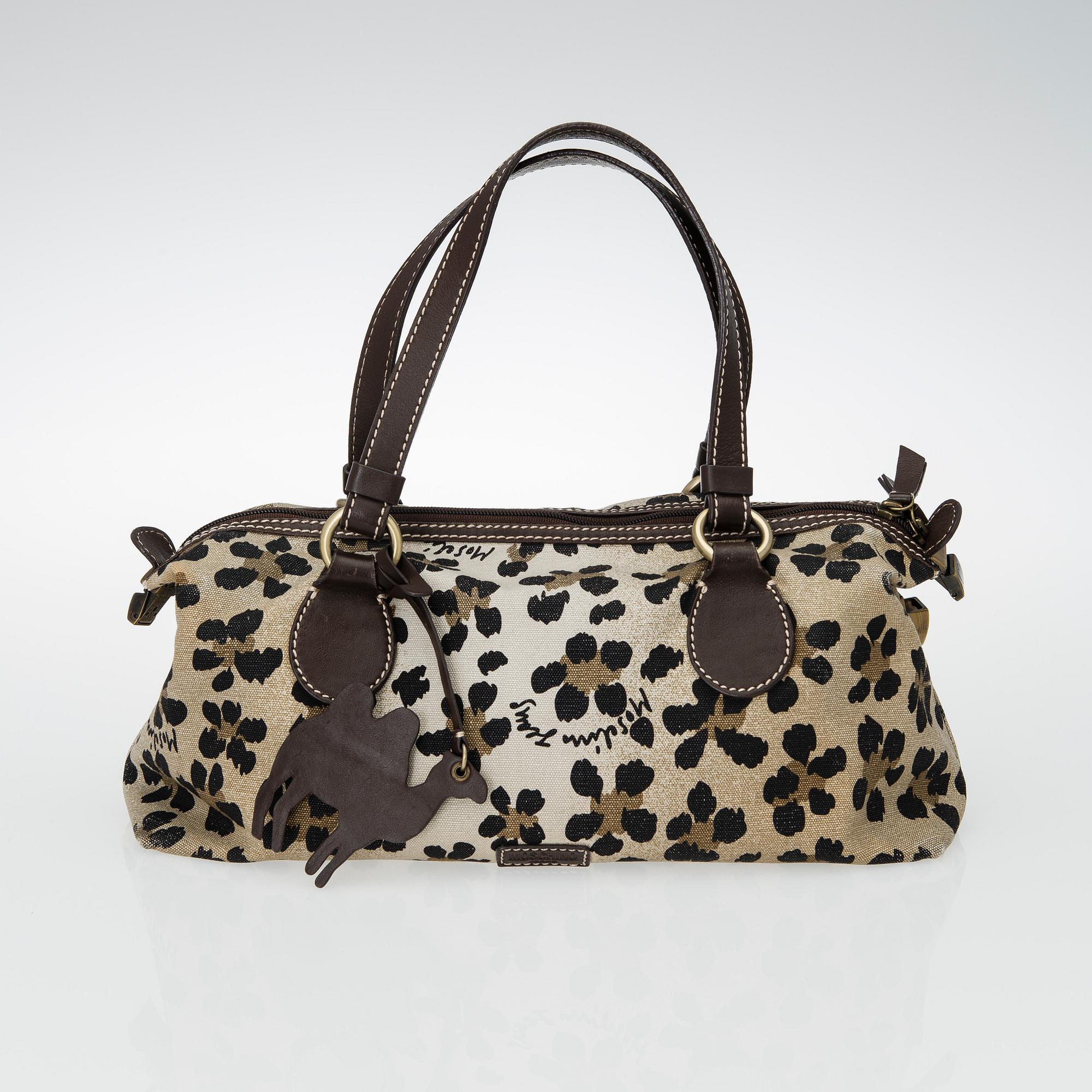 A MOSCHINO JEANS SHOULDER BAG.