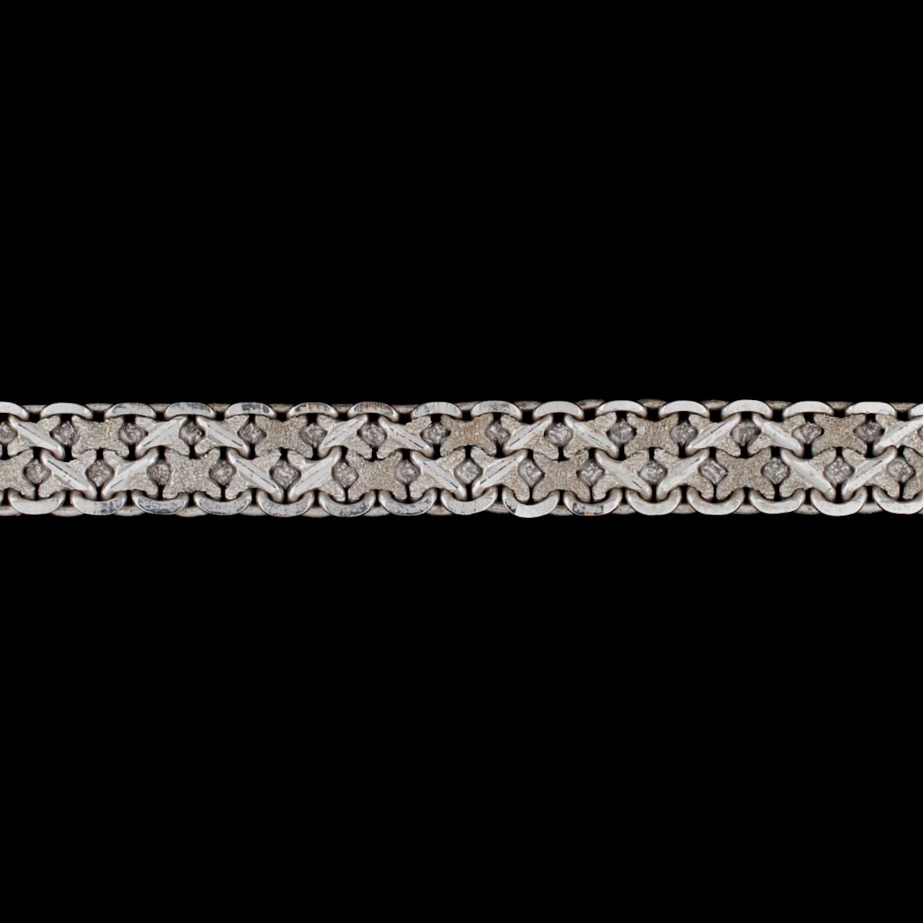 HALSSMYCKE, 14K vitguld. Vikt ca 55,0 g.