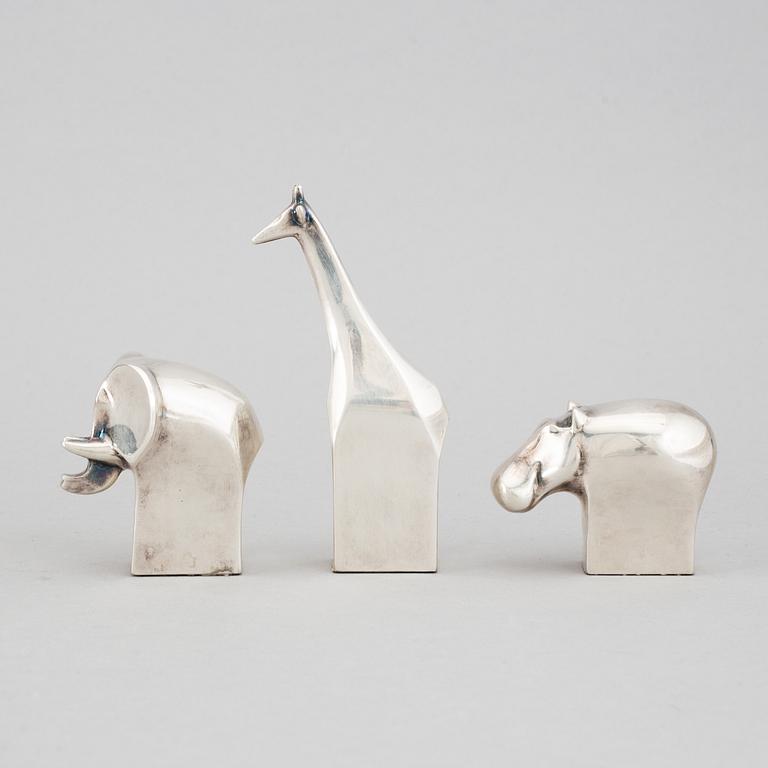 Gunnar Cyrén, three silver plated zinc figurines, Dansk Designs, Japan.