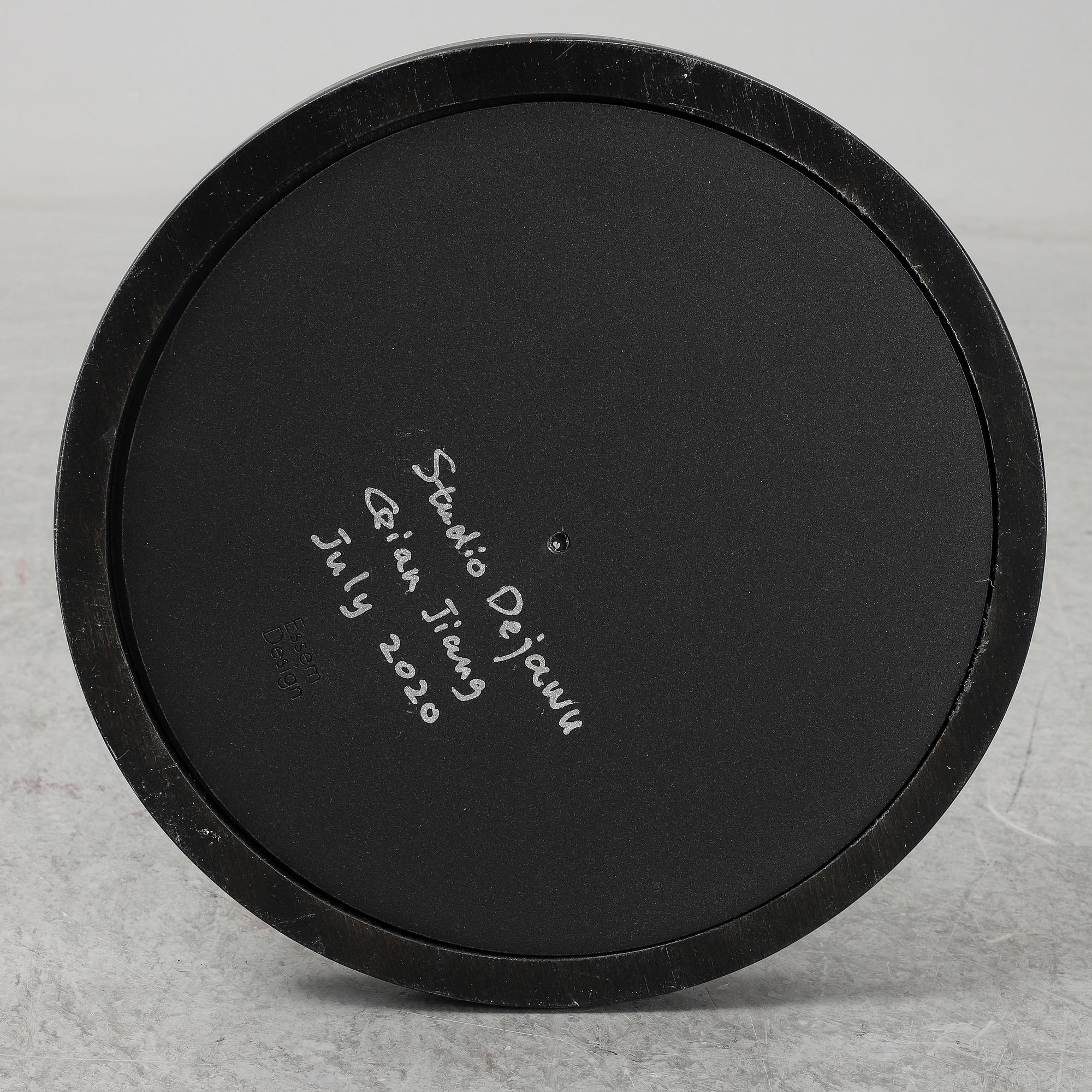 STUDIO DEJAWU, "Skruvad Coat Hanger", Essem Design 2020.