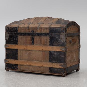 A trunk, late 19th century.