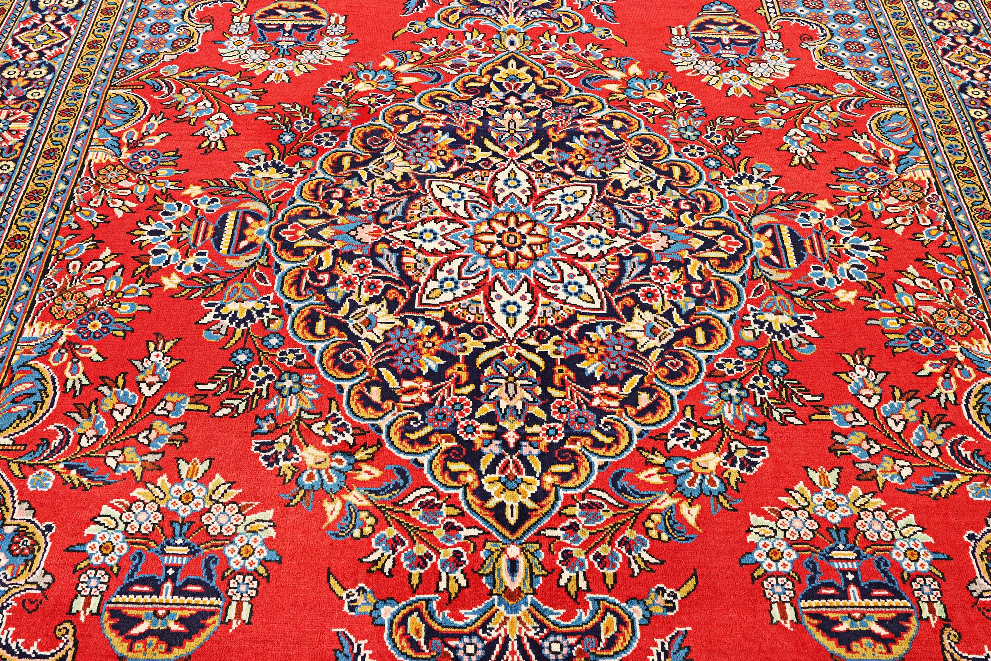 A Golpaygan carpet, c. 320 x 210 cm.
